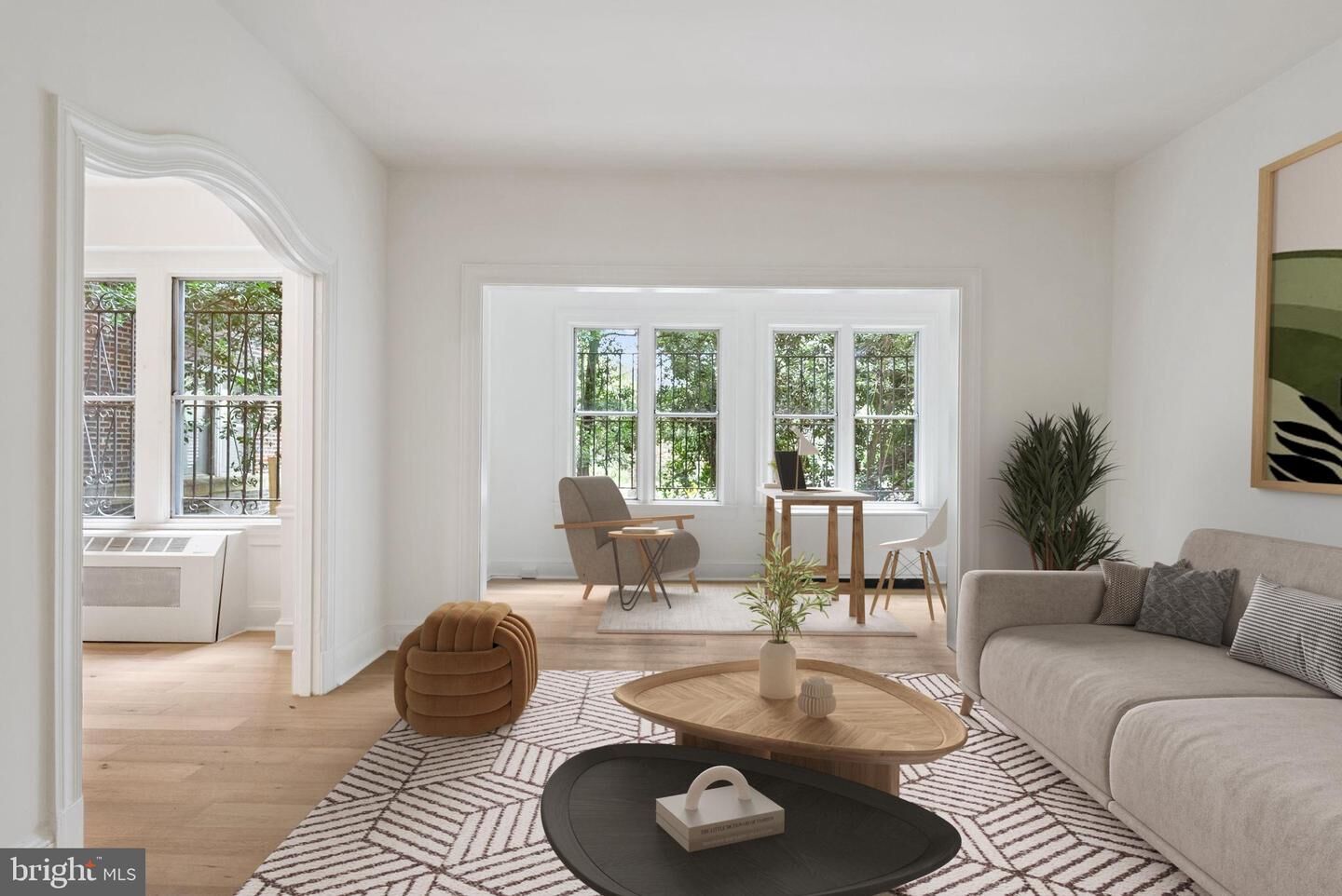 Property Photo: 4000 Cathedral Avenue NW 6B DC 20016