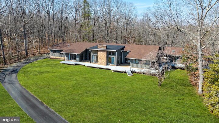 Property Photo: 20 Cessna Lane VA 22405