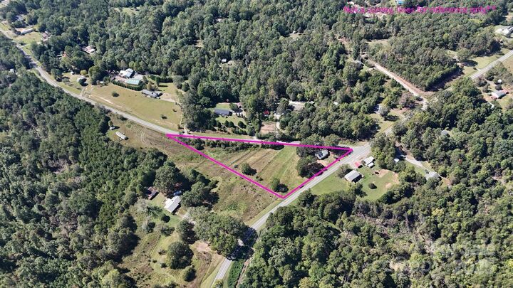 Property Photo:  949 Cove Road  NC 28139 