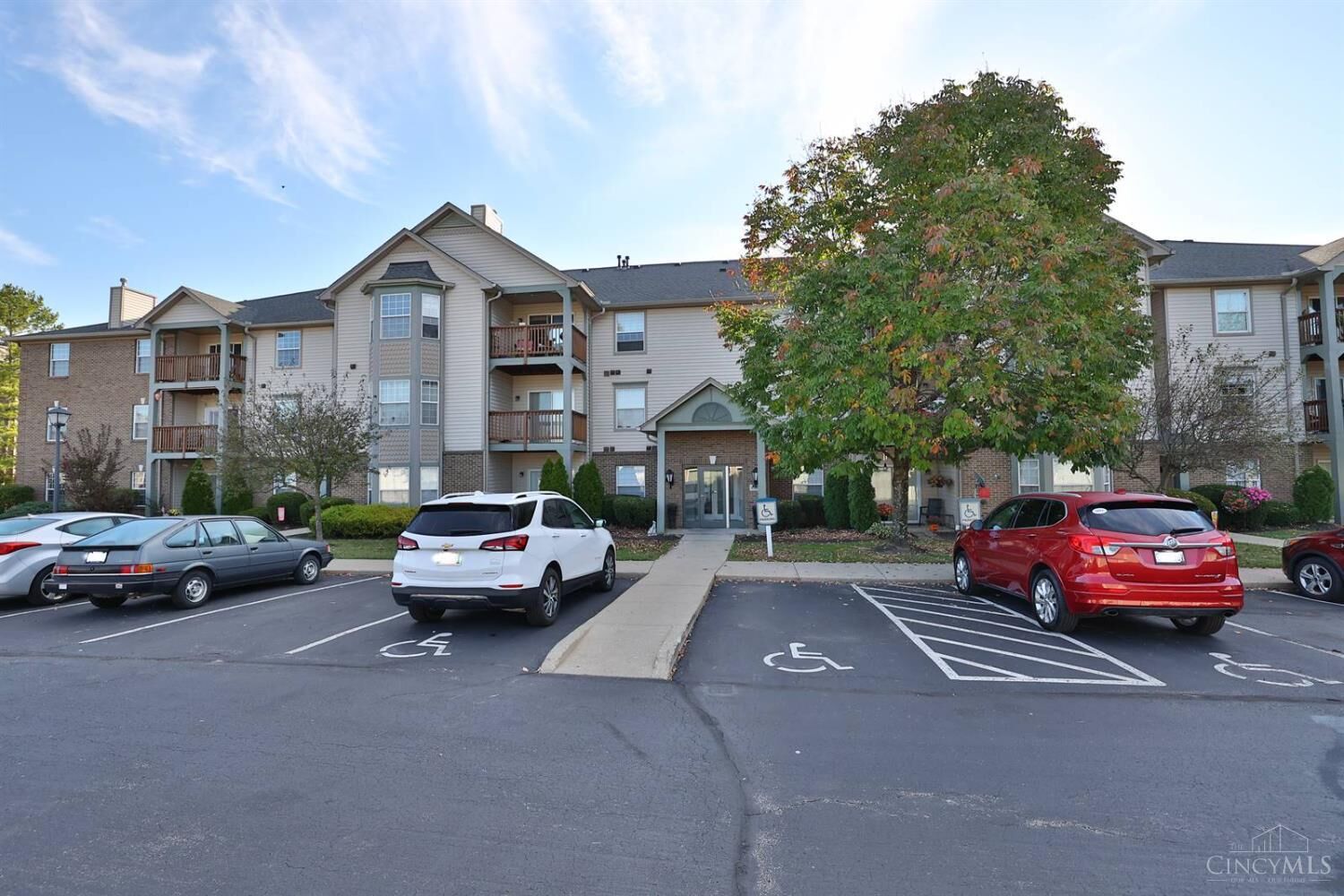 Property Photo: 4951 N Arbor Woods Court OH 45248