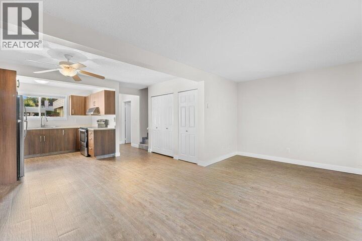 Property Photo:  567 24 Street Northeast  BC V1E 2K2 