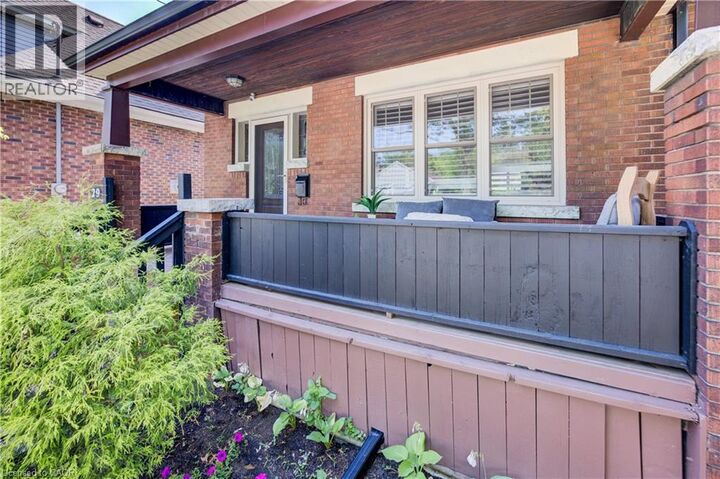 Property Photo:  29 Linwood Avenue  ON L8P 4P4 