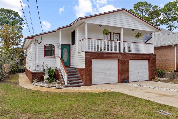 Property Photo:  1619 Stanford Road  FL 32563 