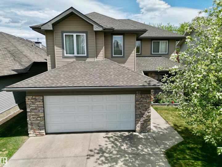Photo de la propriété: 57 Homestead Crescent NW AB T5A 2Y1