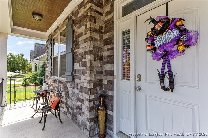 Property Photo: 2631 Thorngrove Court NC 28303