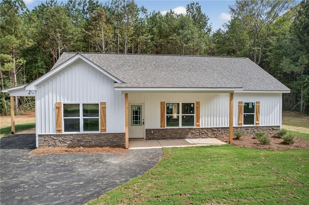 Property Photo:  539 Grogan Road  GA 30113 