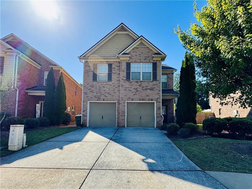 Property Photo:  164 Thorncrest Court  GA 30084 