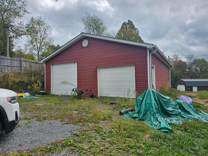 Property Photo: 106 Jenny Ln WV 25865