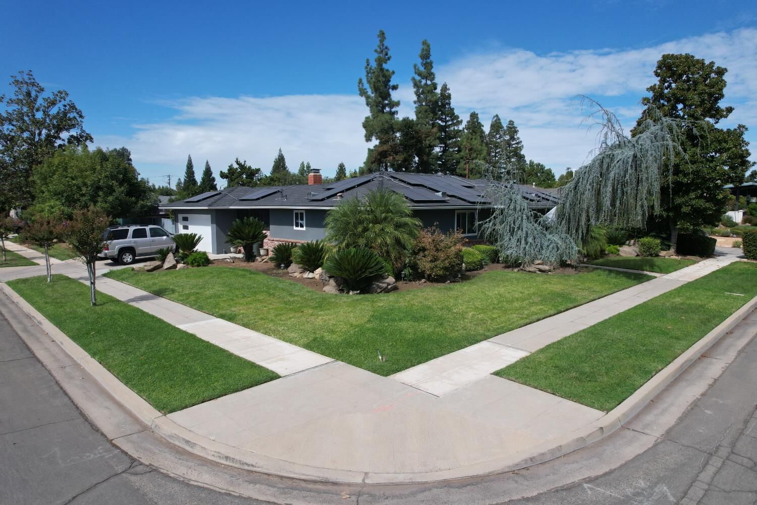 Property Photo:  6671 N Channing Way  CA 93711 