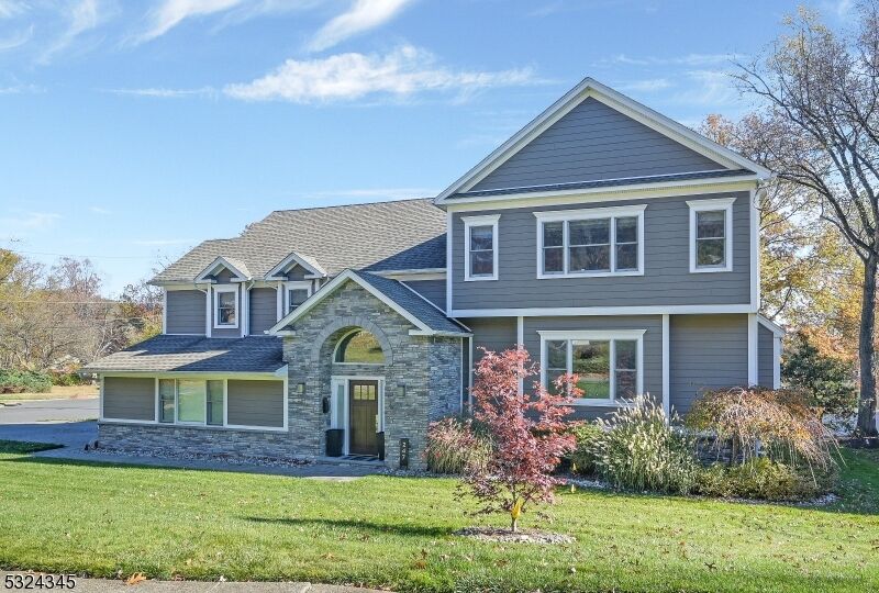 Property Photo:  247 Baltusrol Way  NJ 07081 