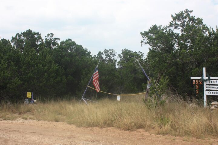 Property Photo:  306 W Headwaters Ranch Road  TX 78027 