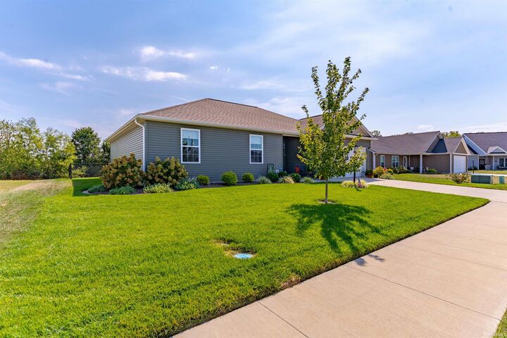 Property Photo:  326 Wabash Circle  IN 47610 