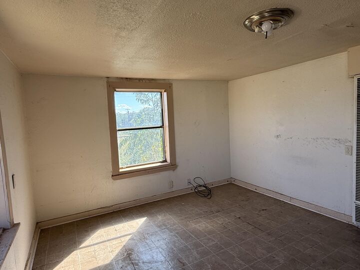 Property Photo:  2106 Urbana Place  TX 79407 