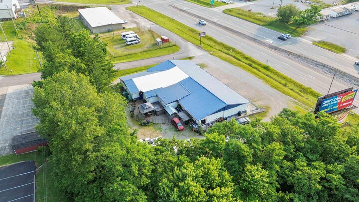 Property Photo: 4821 S Hwy 27 KY 42501