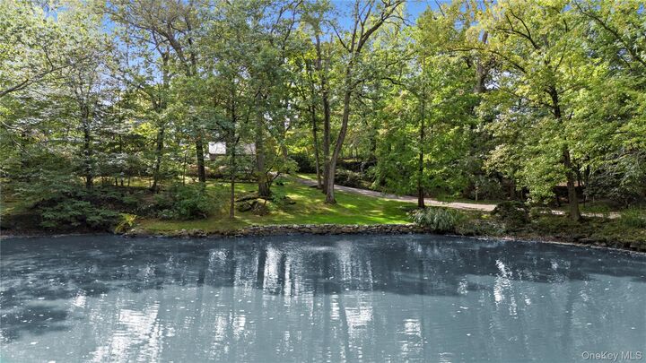 Property Photo:  1016 Old White Plains Road  NY 10543 