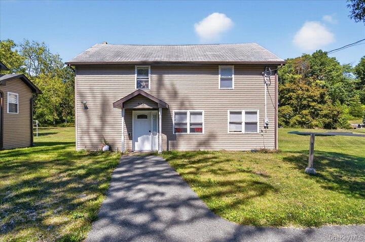 Property Photo:  431 Willow Grove Road  NY 10980 