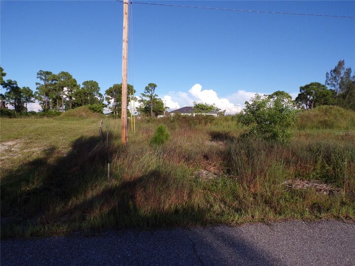 Property Photo: 2625 NW 26th Place FL 33993