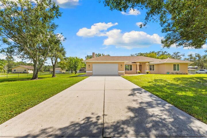 Property Photo:  7267 Castle Drive  FL 34240 