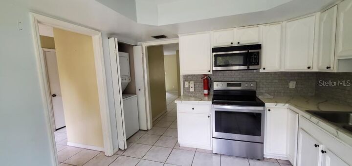 Property Photo:  406 Oak Haven Drive 406  FL 32701 