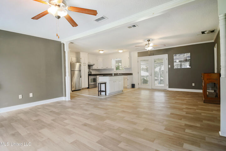 Property Photo: 9313 Hardwicke Road MS 39562