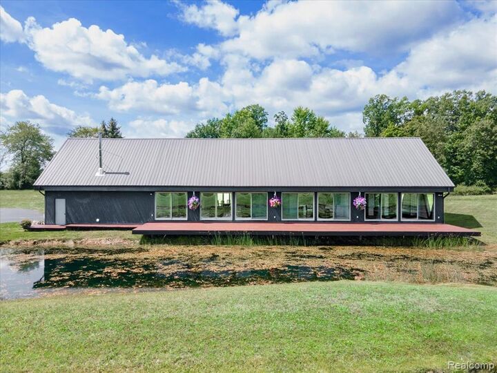 Property Photo:  3845 Campbell Road  MI 48049 3904 