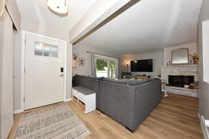 Property Photo:  171 Maple St  WI 53024 