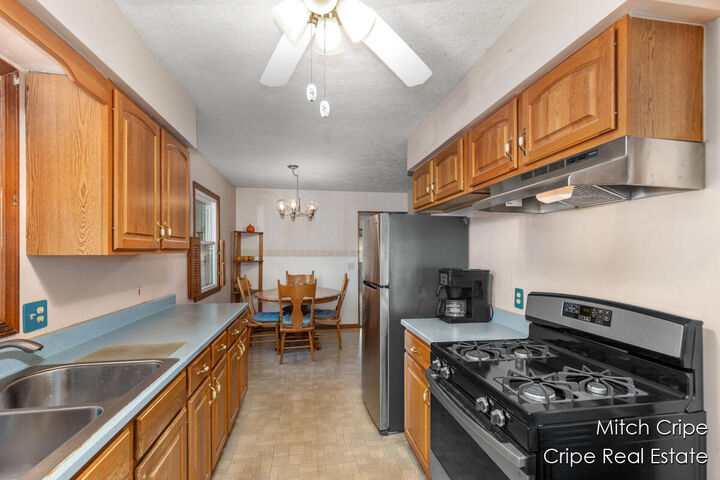 Property Photo:  4117 Woodstock Avenue SE  MI 49548 