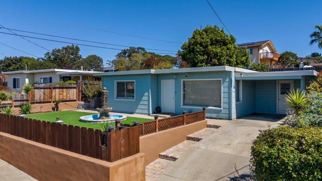 Property Photo:  1092 Highland Street  CA 93955 