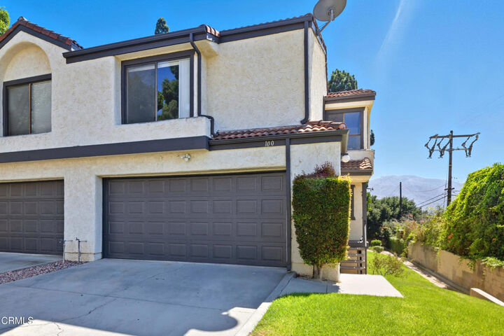 Property Photo: 100 E Virginia Terrace CA 93060