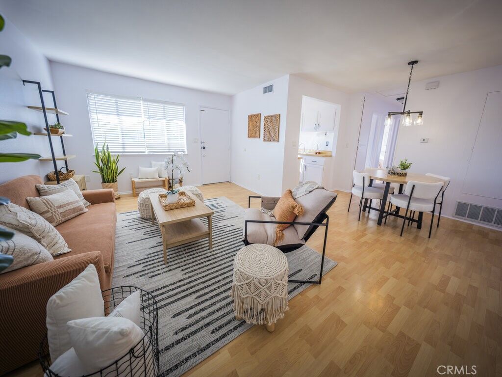 Property Photo: 16637 Viewpoint Lane CA 92647