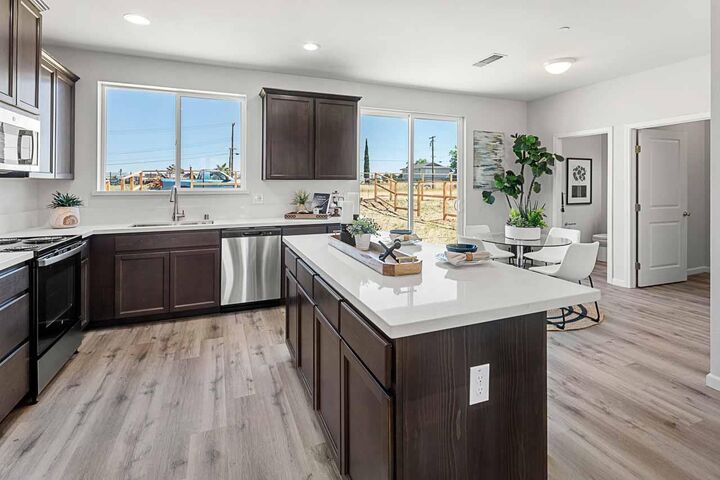 Property Photo:  21 Oak Manor Way Lot78  CA 95838 