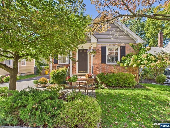 Property Photo:  726 Stockton Street  NJ 07646 