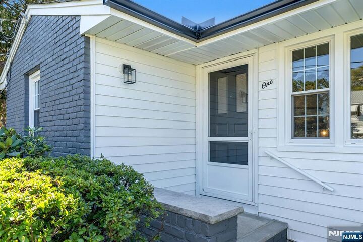 Property Photo:  1 Crestwood Lane  NJ 07066