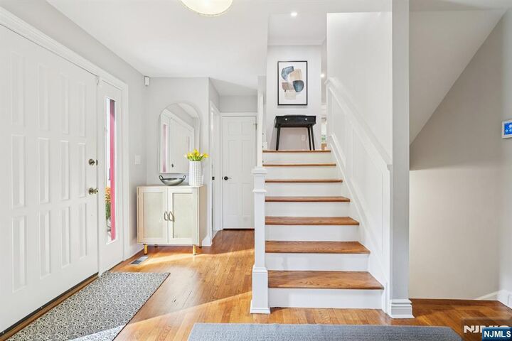 Property Photo:  93 Frost Lane  NJ 07430 