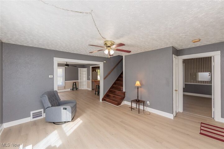 Property Photo:  886 Archer Road  OH 44146 