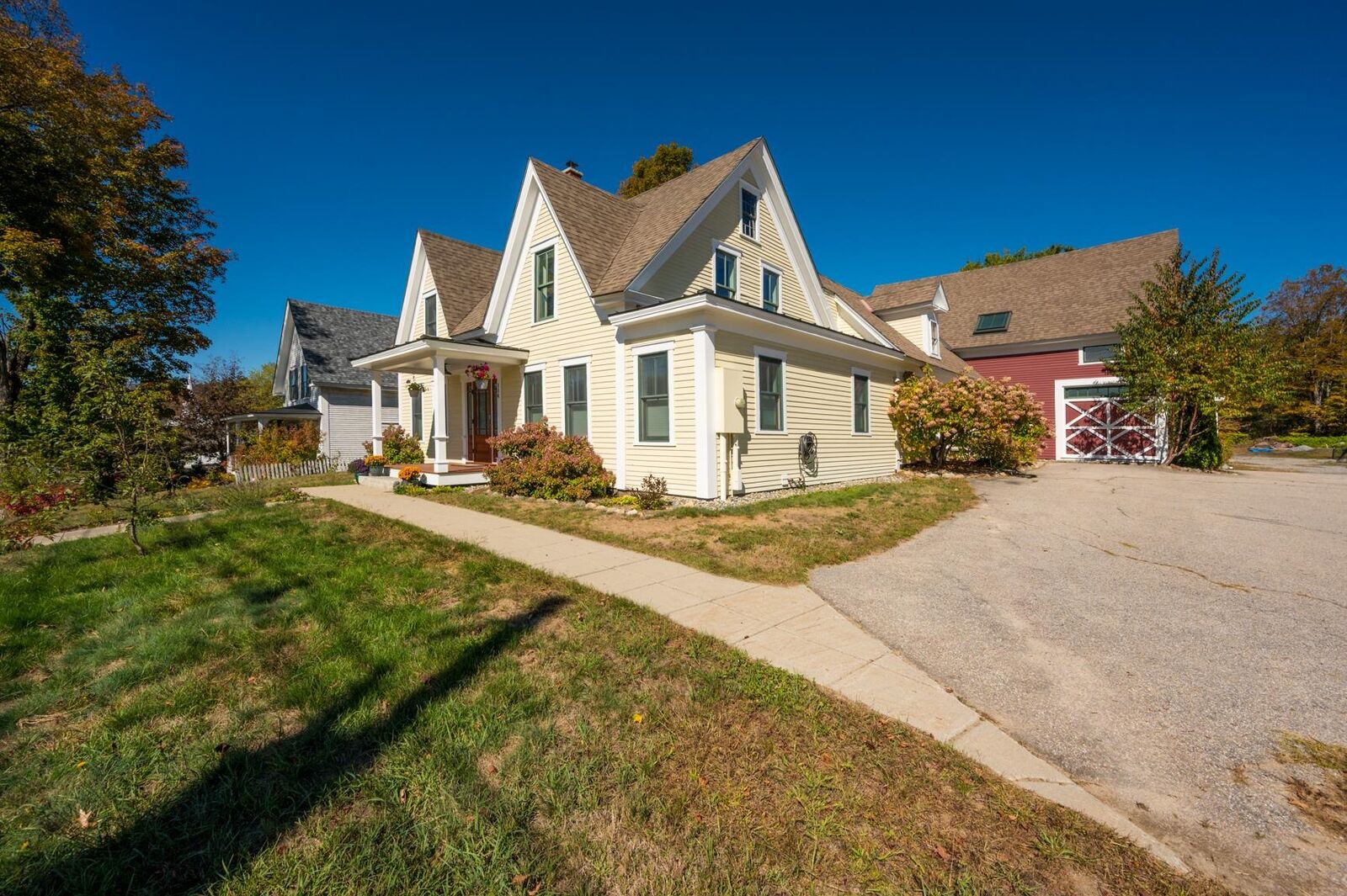 Property Photo:  114 East Main Street  NH 03221 