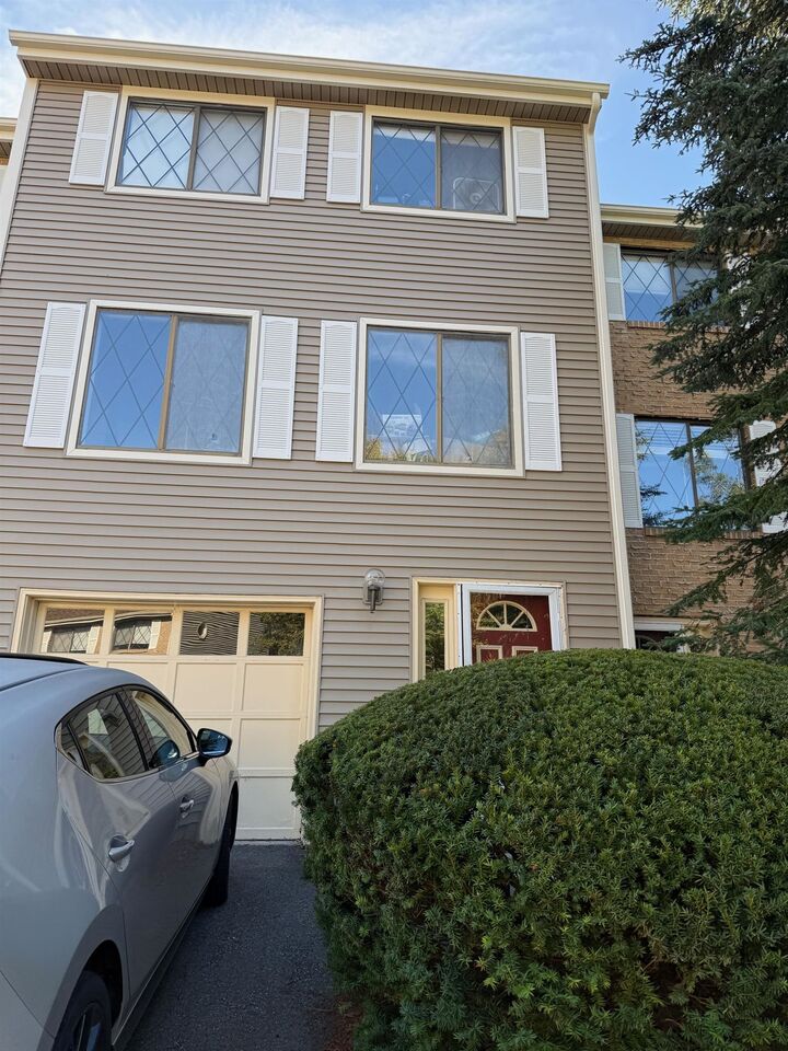 Property Photo:  15 Joston Drive  NH 03054 