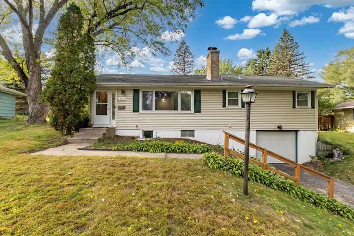 Property Photo:  9116 Vincent Avenue S  MN 55431 