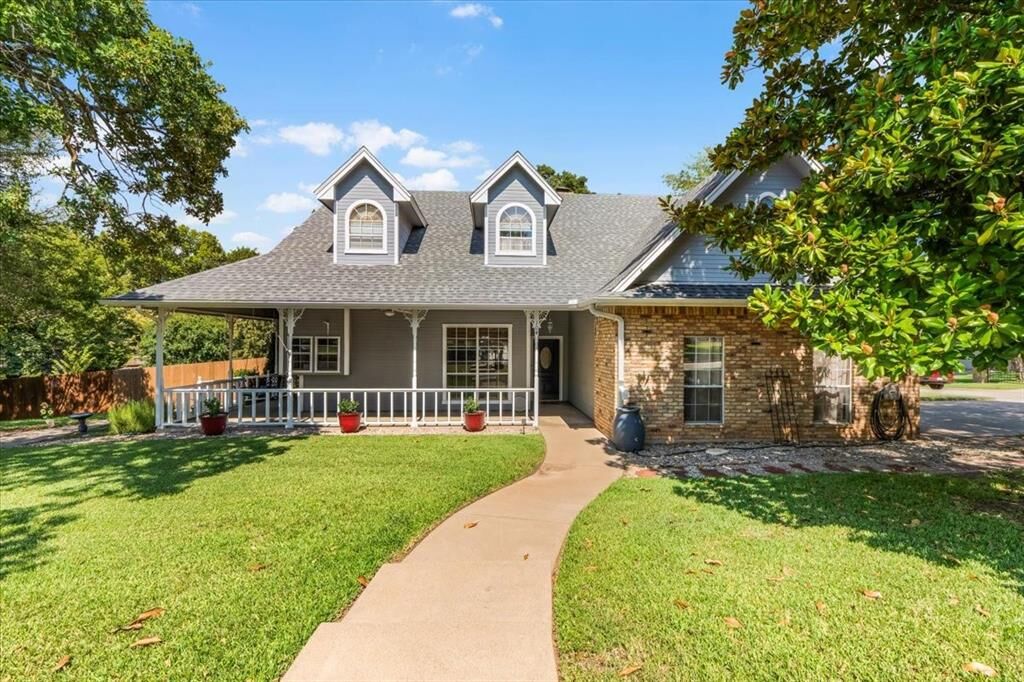 Photo de la propriété: 104 Carriage Hill Court TX 76087