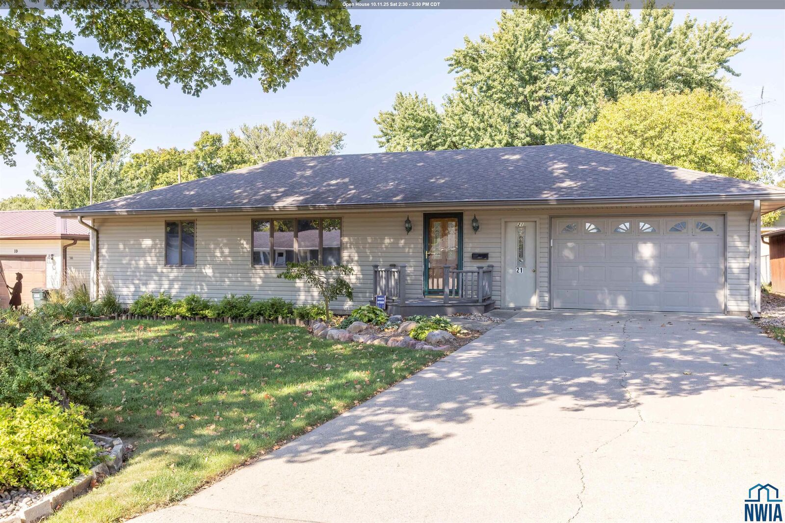 Property Photo: 21 Elmwood Drive IA 51034