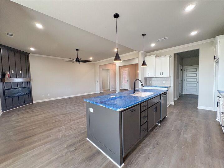 Property Photo: 2140 Porter Street AR 72751