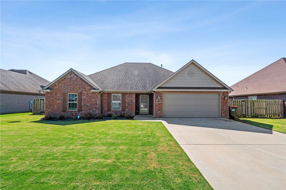 Property Photo:  783 Amethyst Avenue  AR 72764 