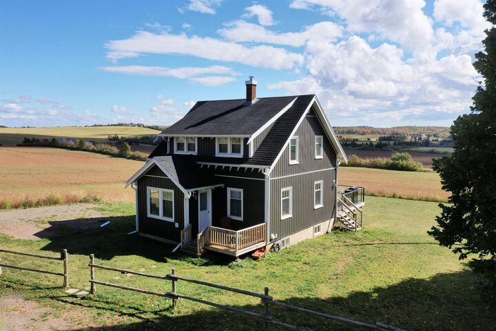 Photo de la propriété: 662 &Amp 664 Long River Road PE C0B 1M0