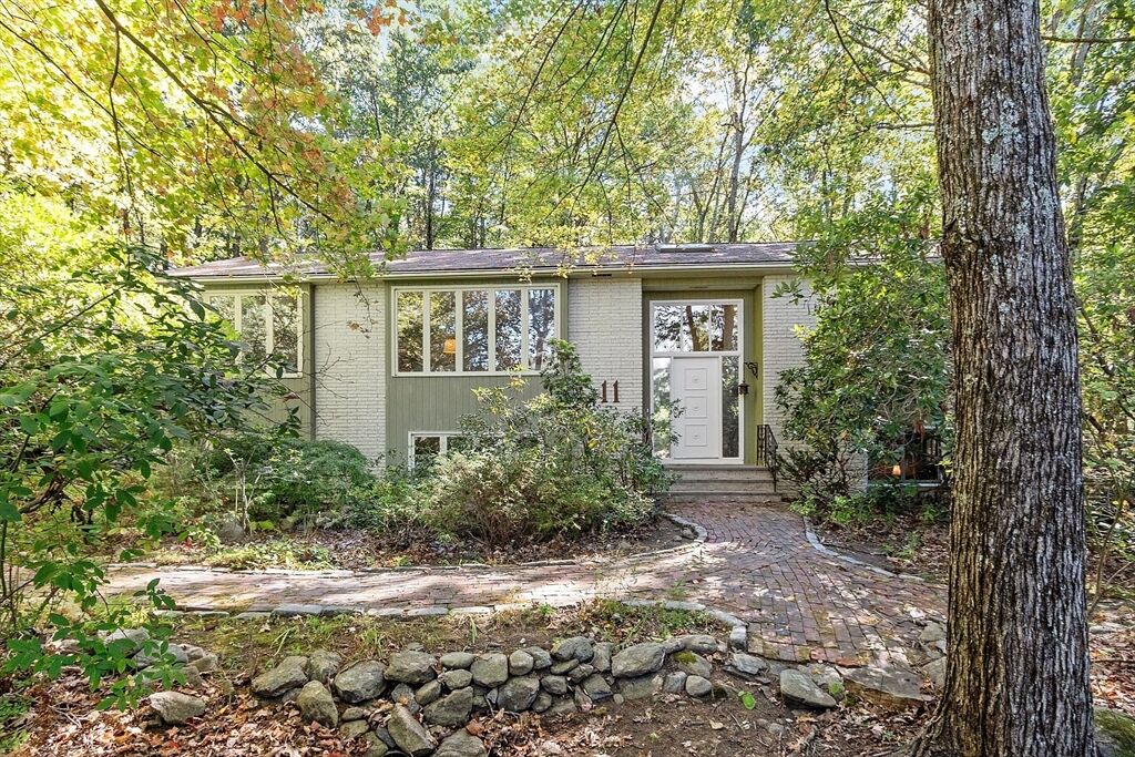 Property Photo:  11 Horseshoe Dr  MA 01720 