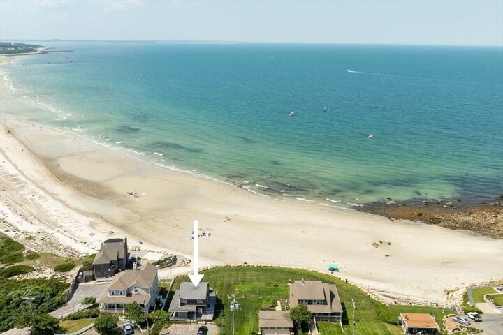 Property Photo:  208 Manomet Point Rd  MA 02360 