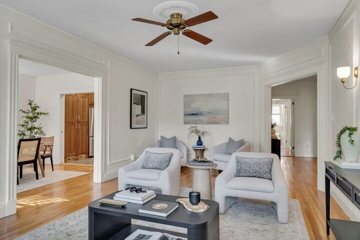 Property Photo:  15 Thatcher St F2-2  MA 02446 