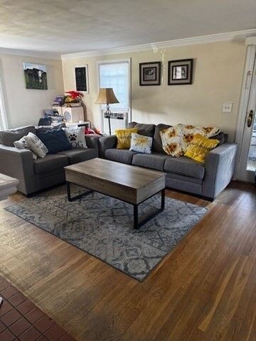 Property Photo:  15 Clyde St  MA 01420 