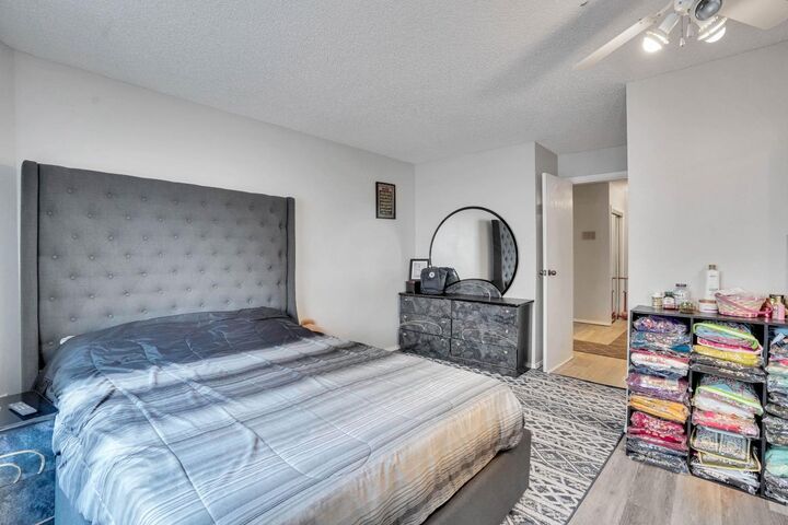 Photo de la propriété: 110 20 Avenue NE 109 AB T2E 1P7