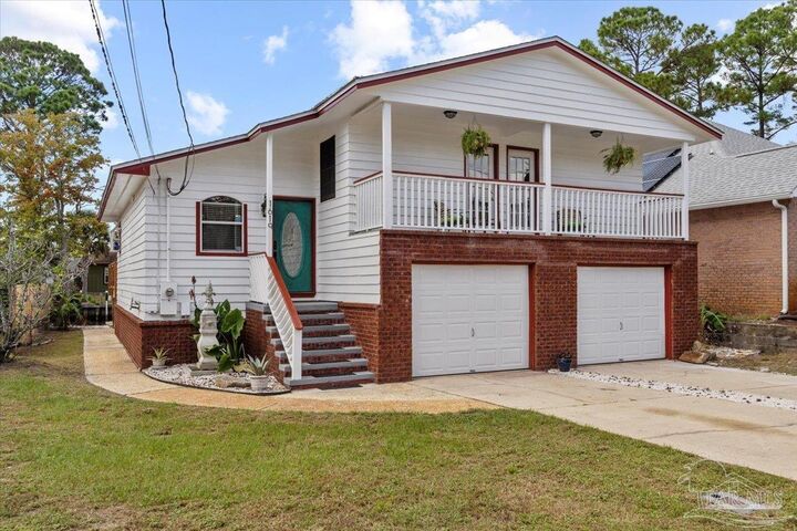 Property Photo:  1619 Stanford Rd  FL 32563 