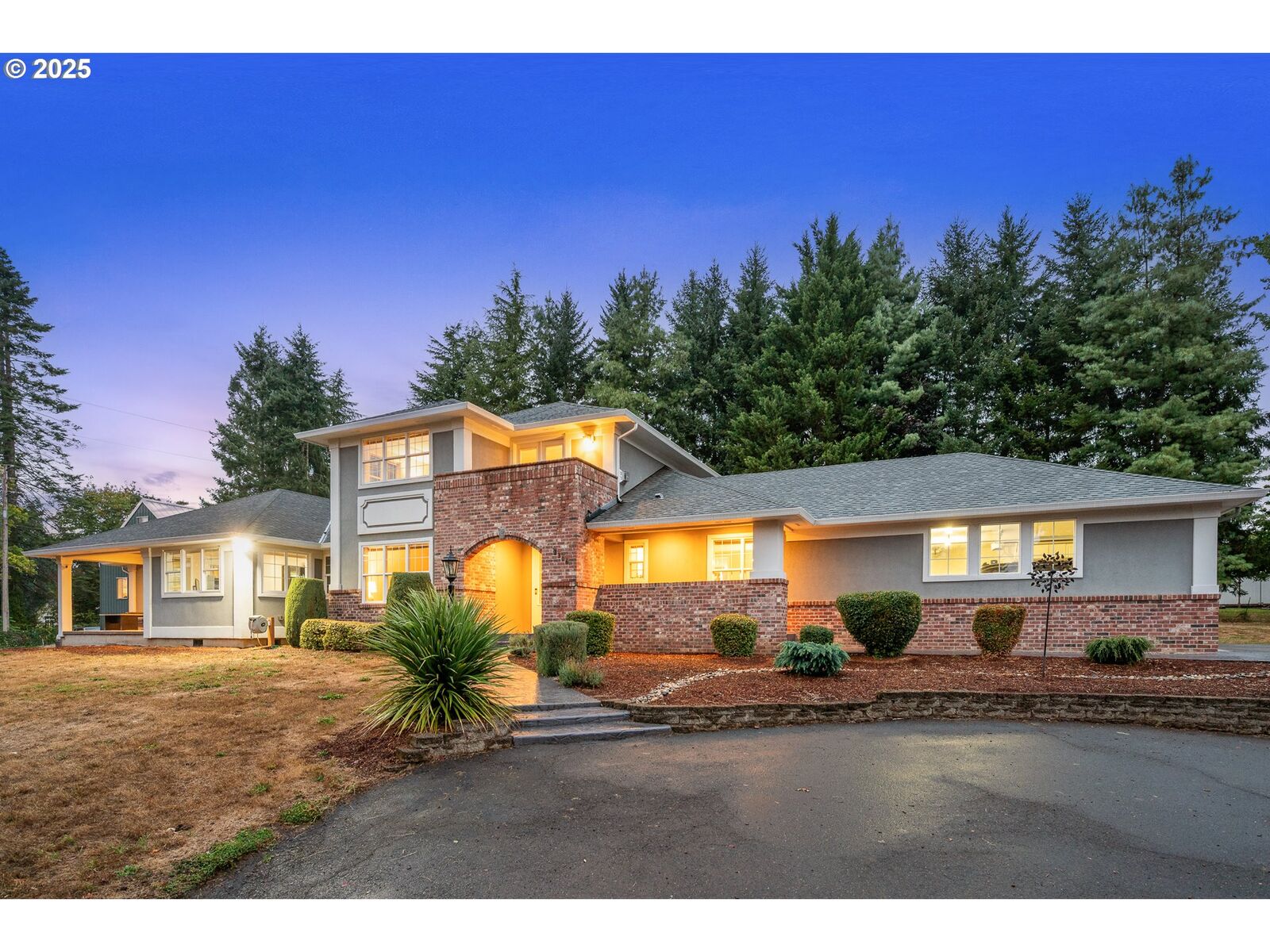 Property Photo:  3306 NW 146th Cir  WA 98685 